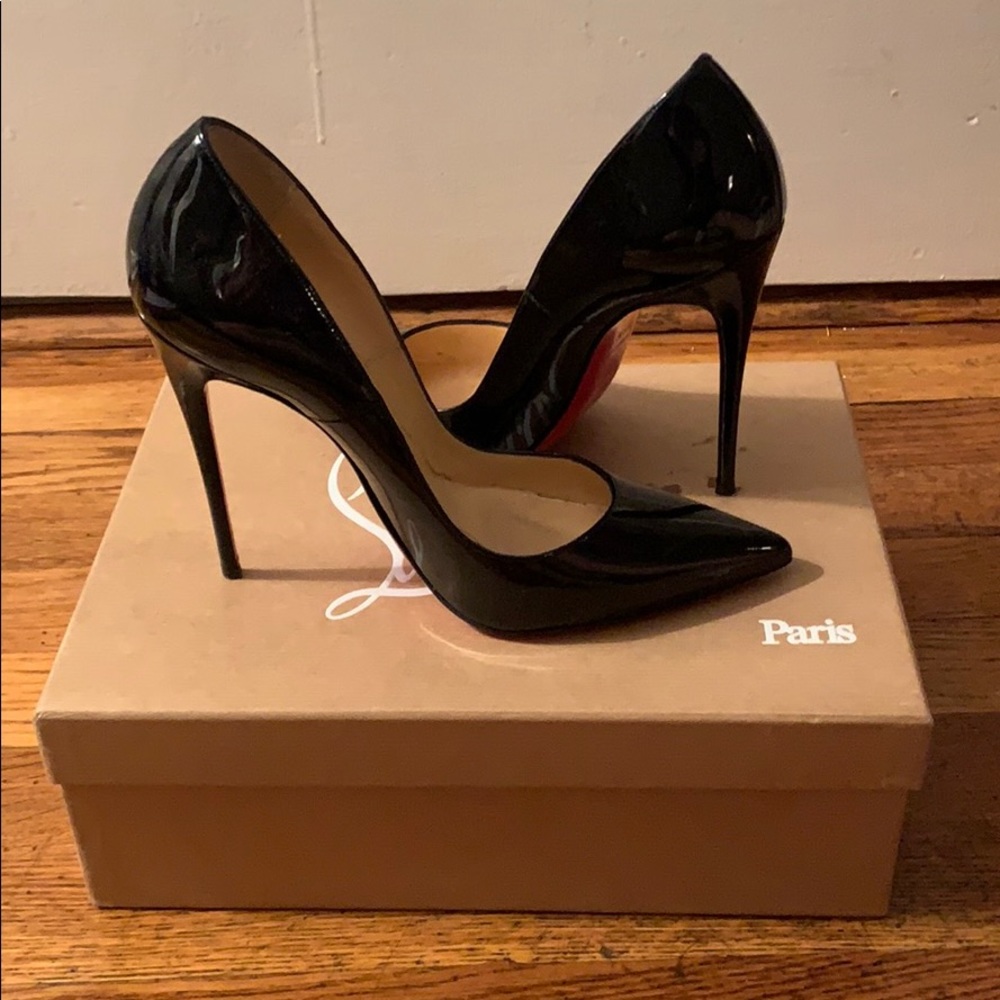 Christian Louboutin patent leather heels size 38.5